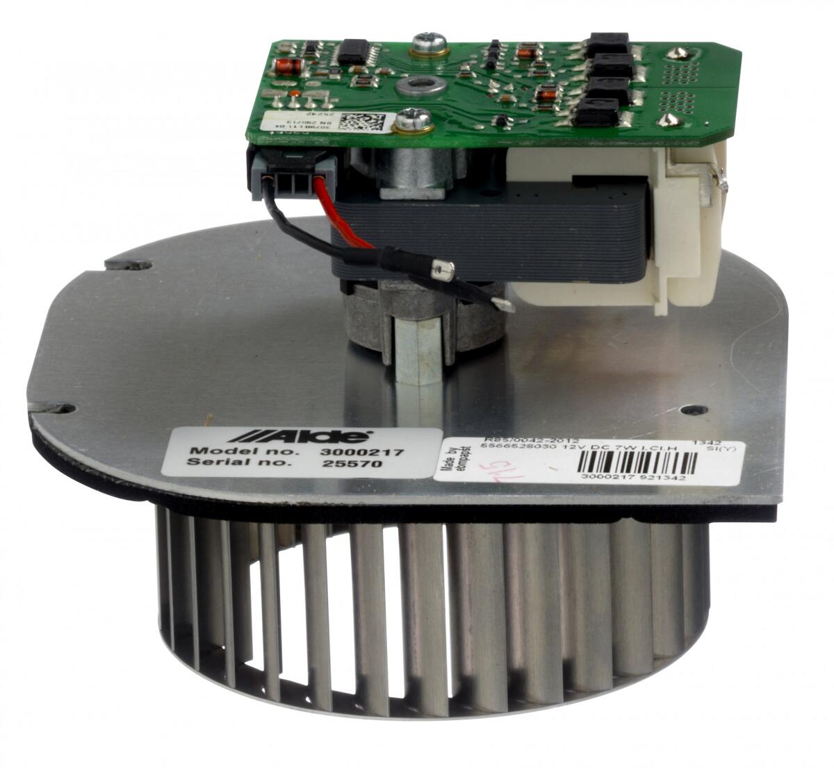 Verbrennungsluftmotor, 9V